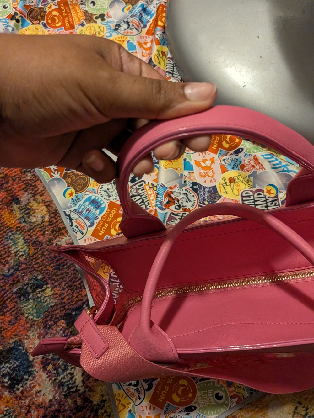 Juicy Couture Beachin Clear Pink Tote Bag with Wide Shoulder Strap - Picture 5 of 11